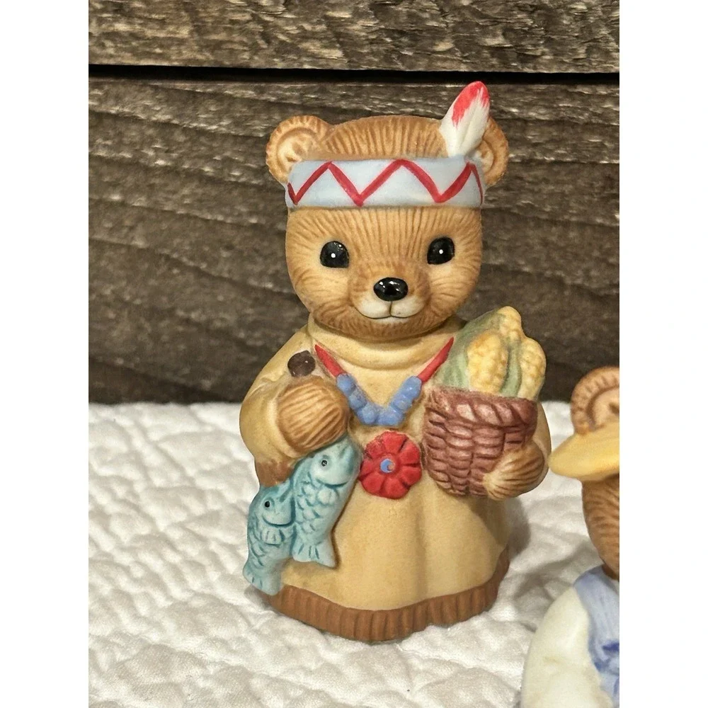 Homco Thanksgiving Bear Lot Of 3‎ Porcelain Figurines Turkey Hunter Corn Fish